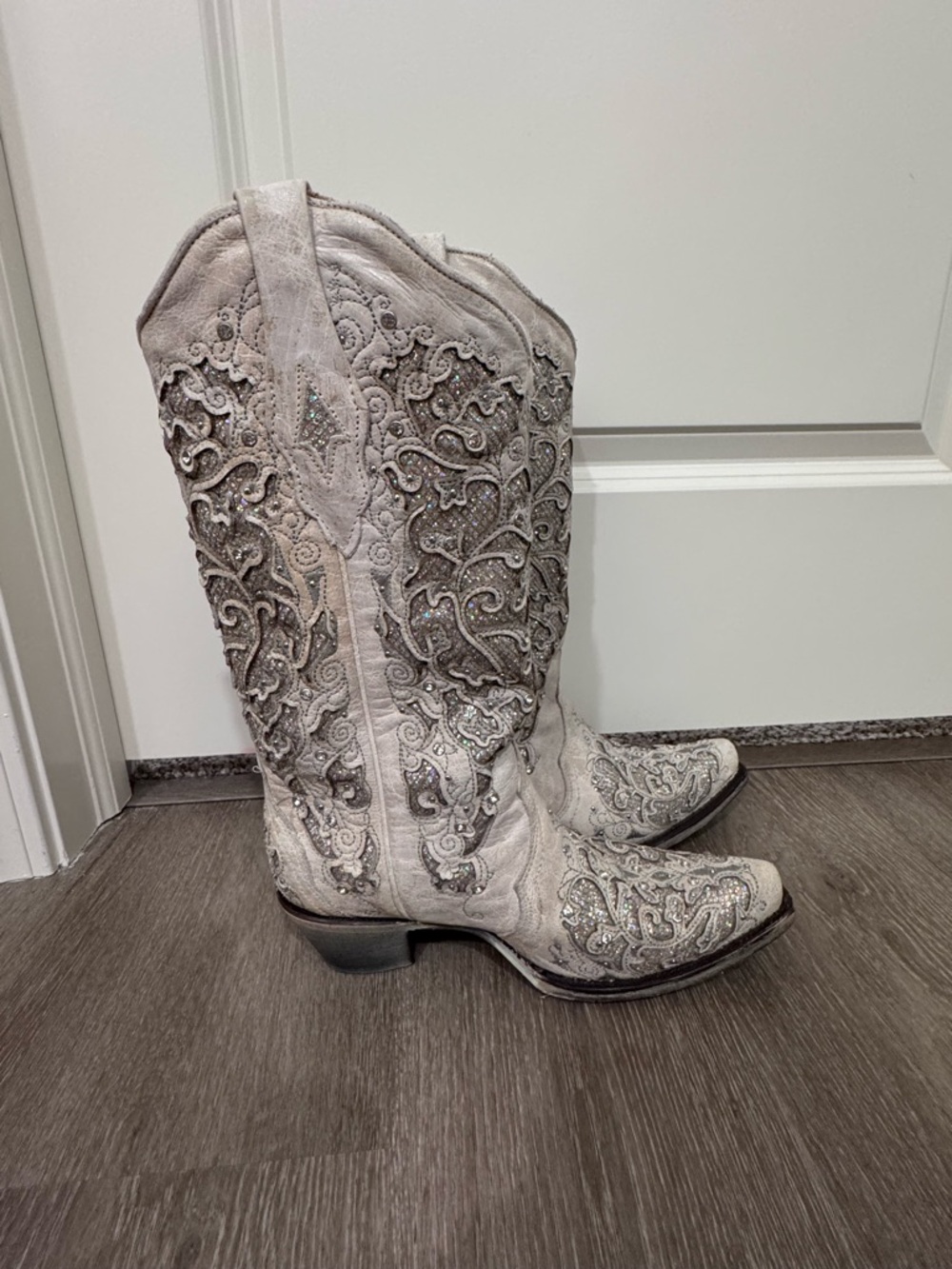 Corral Women’s White Glitter Western Wedding Boots Size 10